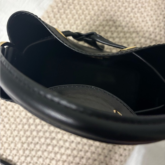 Michael Kors XS Suri Mini Bucket Crossbody Drawstring Shoulder bag - Picture 4 of 6